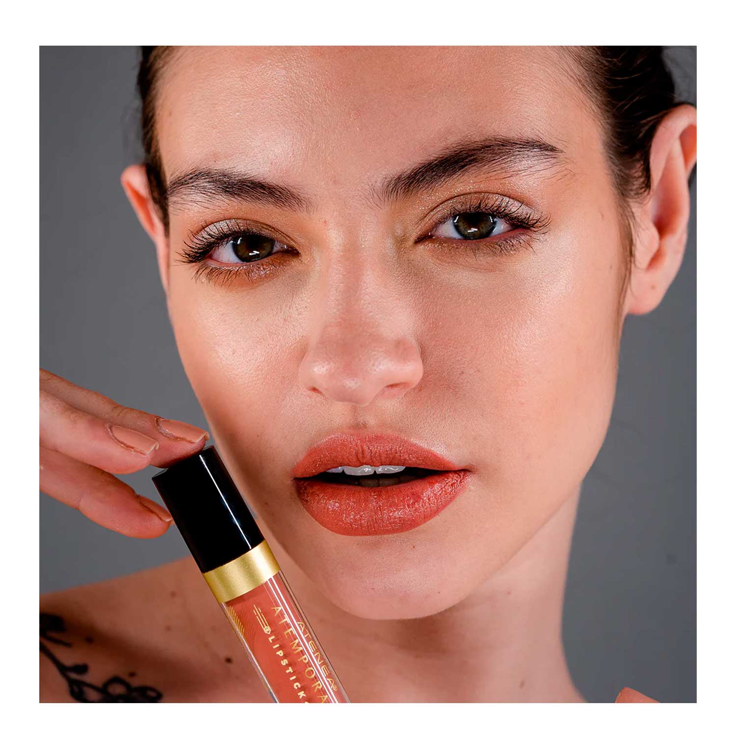 Labial Líquido Matte Atemporal Atenea Tono Pumpkin